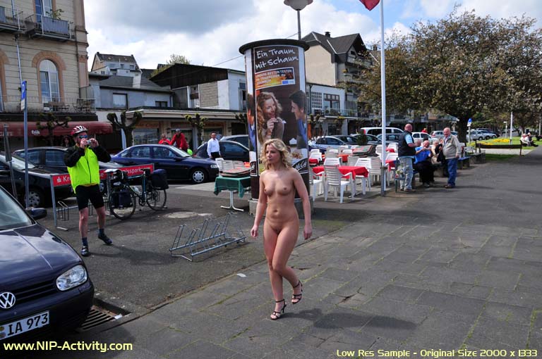Taking photos with Sex in Public - Sexy Women in Lingerie - Picture 13