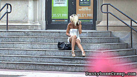 Blonde whore in white dress and - Sexy Women in Lingerie - Picture 2