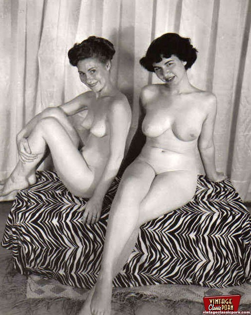 Multiple Sexy Vintage Ladies Posing Naked I Xxx Dessert