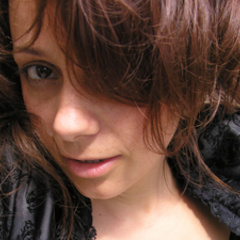 Stunning Portugal babe Joanna is so seductive and irresistible. - picture 1