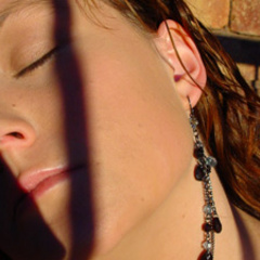 18 yo adorable teen Addie from Australia pleasing her pussy into the s.. - picture 5