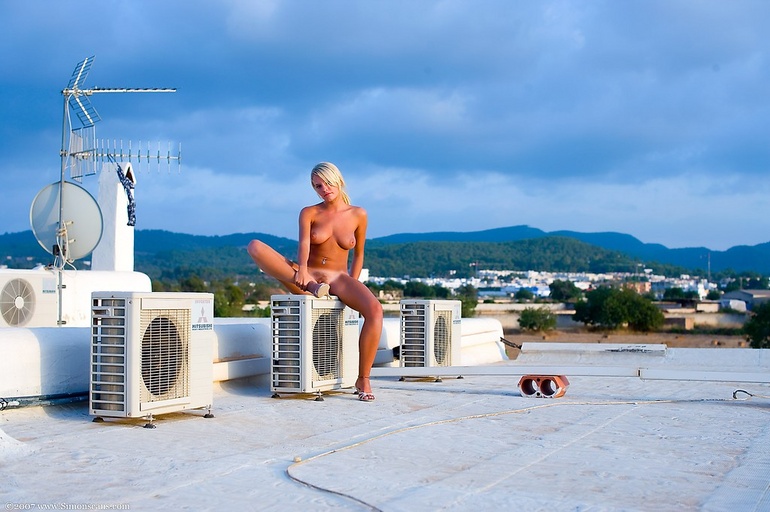 Hayden rooftop - Sexy Women in Lingerie - Picture 12