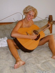 Hot teen gets off playing guitar in - Sexy Women in Lingerie - Picture 4