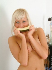 Cute teen eats melon for her - Sexy Women in Lingerie - Picture 9