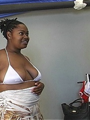 Lonnie goes deep on a white cock - XXX Dessert - Picture 4