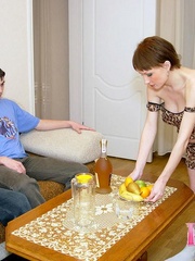 2 friends visiting their pregnant neighbour - XXX Dessert - Picture 4