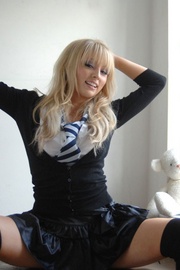 Awesome blonde Elle Parker exposes her perfect body in light blue ling.. - picture 5