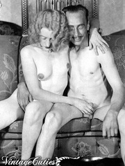 First vintage pornography movie ever made. - XXX Dessert - Picture 1