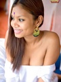 Your young peachy Indian girls body - Picture 8