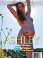Hot Ashley heavy with a child posing - Picture 1