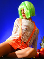 Dirty milf in a green wig and orange - Picture 4