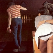 Four eighties bowlers having raunchy sex - XXX Dessert - Picture 1