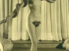 Nearly naked vintage pretty babes posing - XXX Dessert - Picture 11