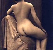 Vintage hotties showing beautiful bottoms in the&hellip;