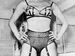 Very sexy vintage lingerie chicks posing - XXX Dessert - Picture 11