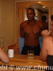 Black stud performs for - XXXonXXX - Pic 3
