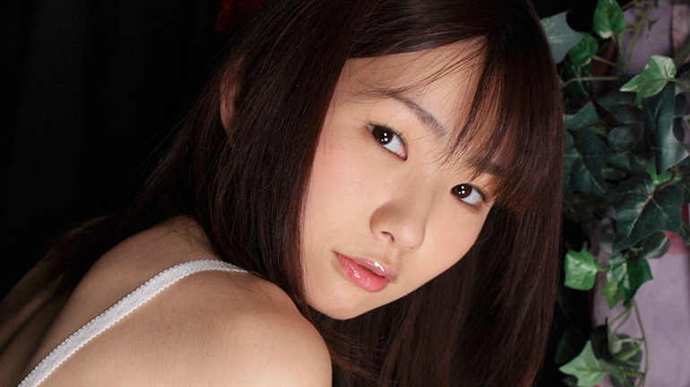 Smiley Asian gals are ready to - Sexy Women in Lingerie - Picture 5
