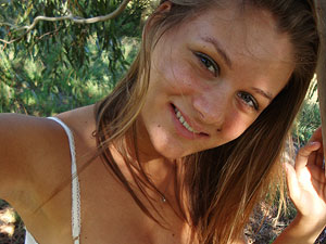 Nasty teen Sayuri from Australia with perfe - XXX Dessert - Picture 1
