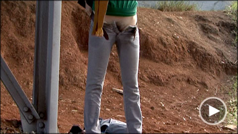 Dark haired young babe Gala from the United - XXX Dessert - Picture 5