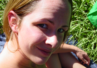 Lovely young French girl Libelule knows how - XXX Dessert - Picture 4