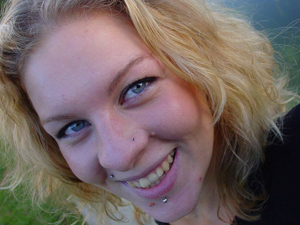 Lusty teen babe Robyn from the United State - XXX Dessert - Picture 3