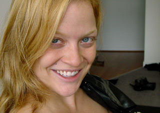 Stunning blonde Canadian girl Raela lookind - XXX Dessert - Picture 2