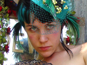 Seductive teen girl Lucy Appleby from the U - XXX Dessert - Picture 2