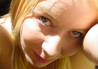 Seductive teen girl Lucy Appleby from the U - XXX Dessert - Picture 4