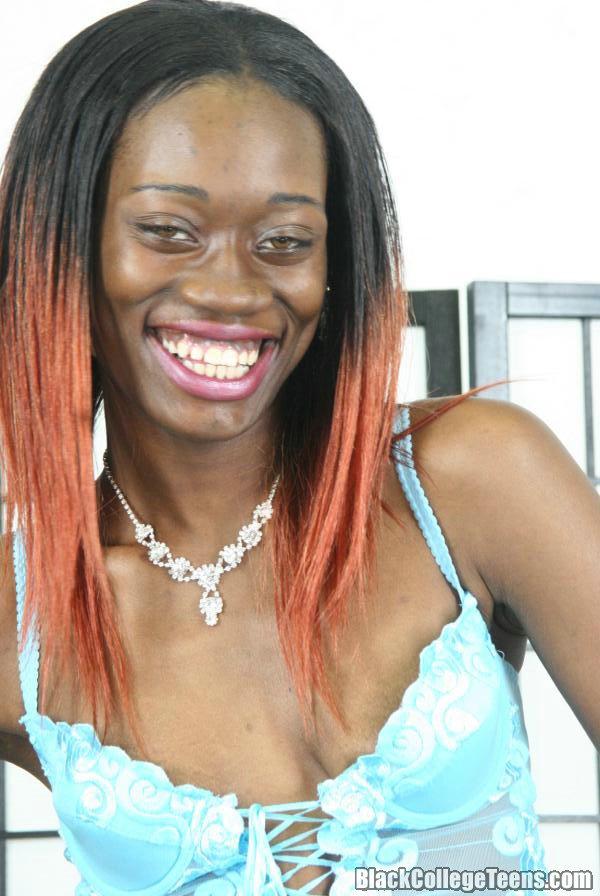 Ebony teen babe Goodie in sexy blue lingeri - XXX Dessert - Picture 4