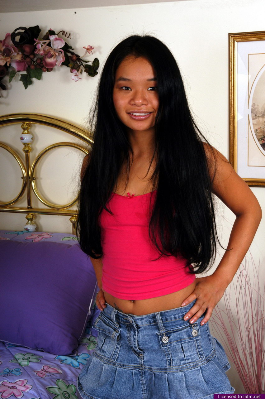 Young Maya pleasures her very sensitive love orifices with her fingers and some sextoys - XXXonXXX - Pic 1