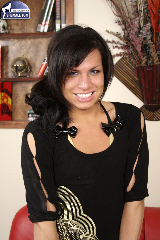21 year old newby who is going to be a star - XXX Dessert - Picture 1