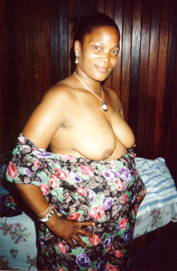 Brown Eyes loves to get naked and nasty. This Mature - Picture 3