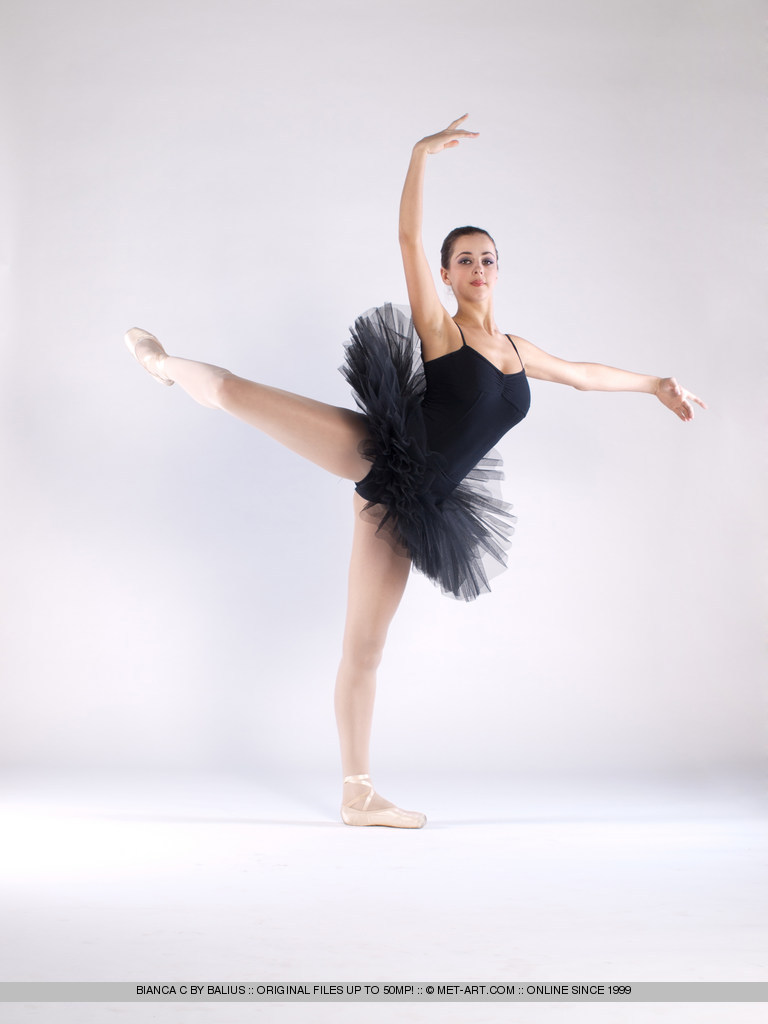 Tags: Ballet, beautiful breasts, big butt,  - XXX Dessert - Picture 2