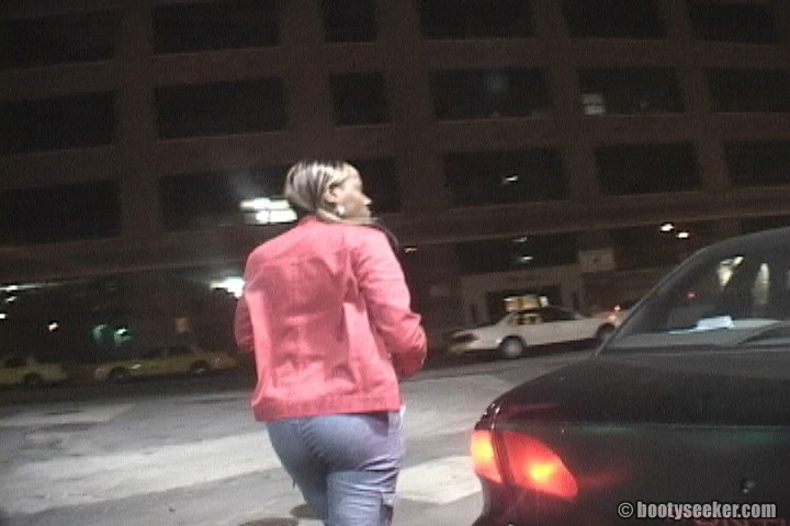 Chrissy is on her knees for black dick - XXX Dessert - Picture 3