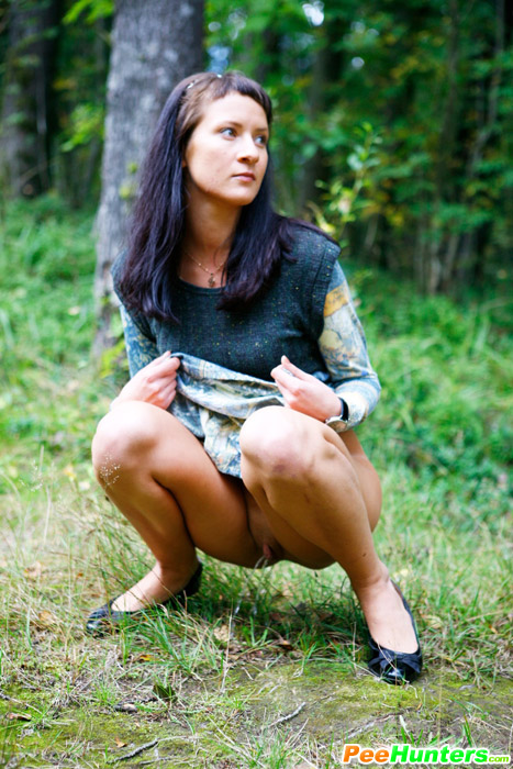 Nasty teen doing water sports in the forest glade - XXXonXXX - Pic 7