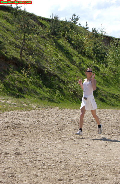 Spying on exciting peeing teen - XXXonXXX - Pic 2