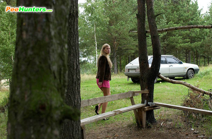 Wasted beauty takes a leak while drinking non-stop - XXXonXXX - Pic 16