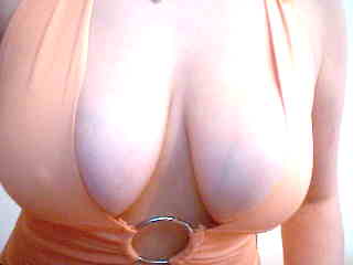 Curly blonde showing her huge boobs all ove - XXX Dessert - Picture 7