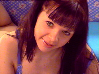 Mature babe with tight ass making men horny - XXX Dessert - Picture 11