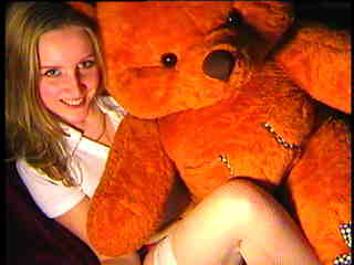 Beautiful blonde showing her great body wea - XXX Dessert - Picture 13