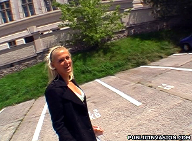 European blonde beauty gets fingered outdoo - XXX Dessert - Picture 10