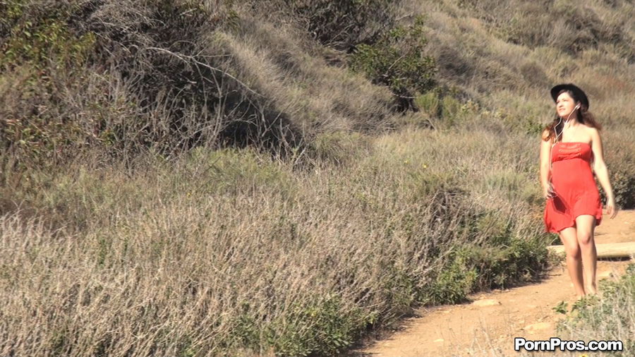 Was luckily prevented from public nudity and being screwed by some bandit - XXXonXXX - Pic 3