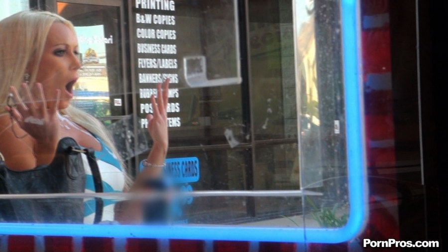 Tried a drink of Cola and had her blue top all poured with liquid of some sex in public onanist - XXXonXXX - Pic 12