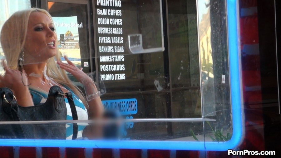 Tried a drink of Cola and had her blue top all poured with liquid of some sex in public onanist - XXXonXXX - Pic 14