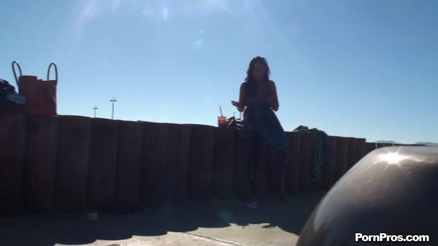 He cummed on her as an act of nude in public incident! - XXXonXXX - Pic 13