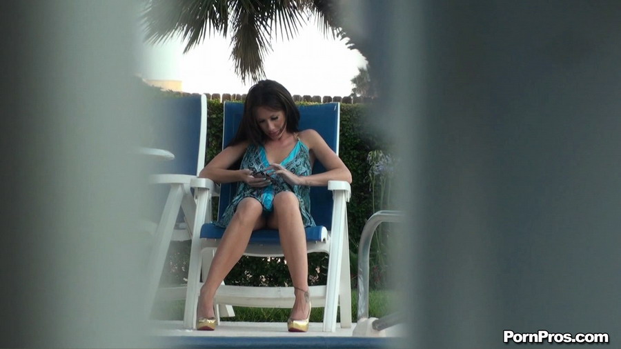 Just cummed on that naked in public sweetheart! - XXXonXXX - Pic 1