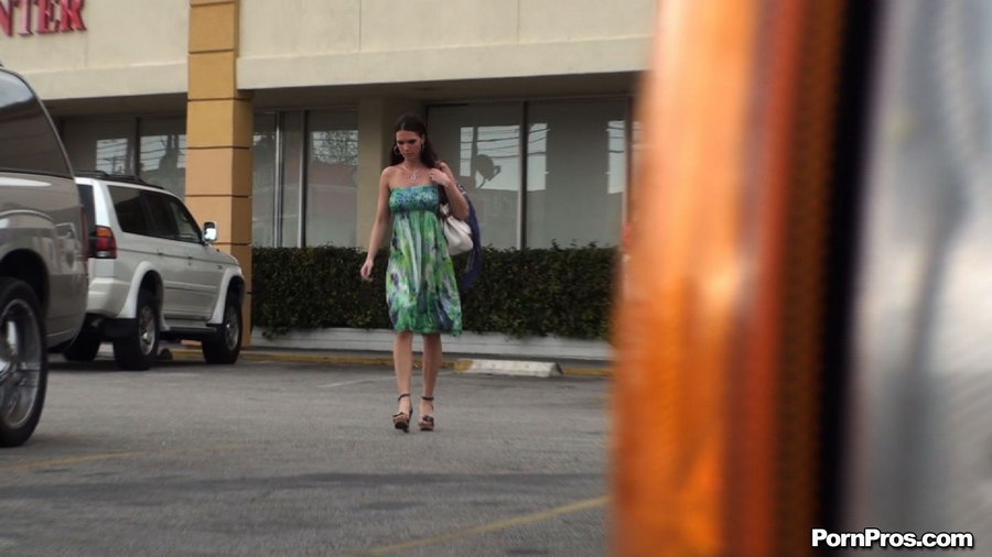 How bawdy it was from his side to get that green sex in public dress off her chest! - XXXonXXX - Pic 5