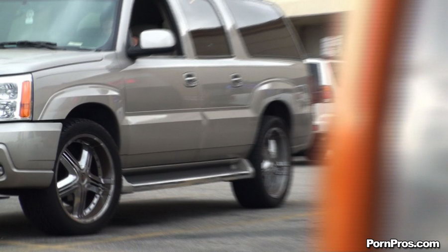 How bawdy it was from his side to get that green sex in public dress off her chest! - XXXonXXX - Pic 16