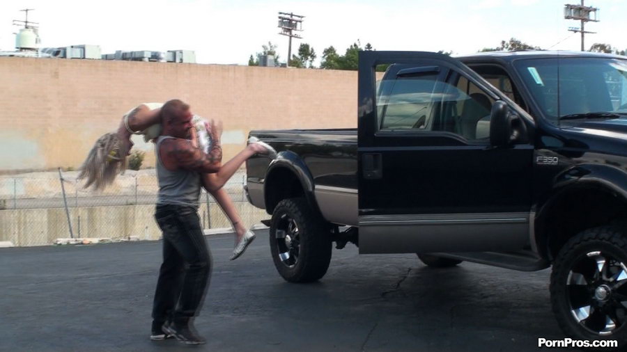 Porking fair-haired booby Sex in Public Places ditch on the jeep hood - XXXonXXX - Pic 1