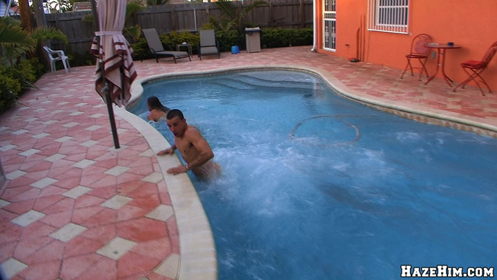 Basking in the funkiest Gay Porn moontanning with your friends!!! - XXXonXXX - Pic 12